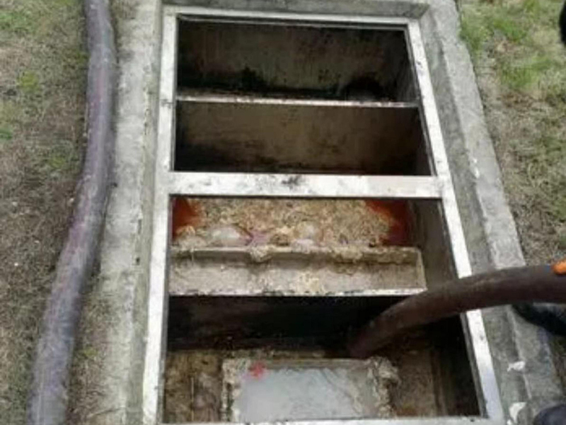 南城街道隔油池清理